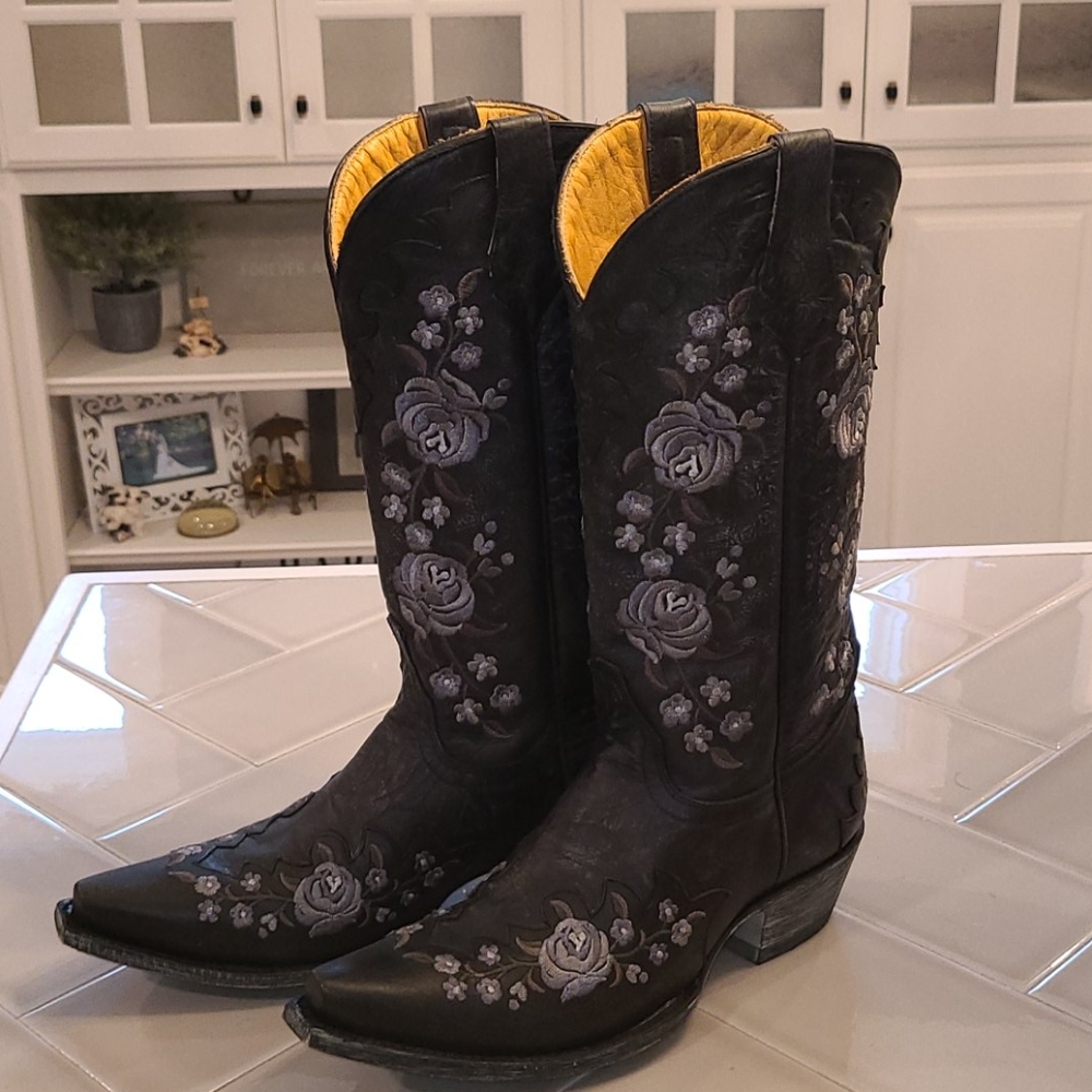 Old Gringo Martina Rose 8